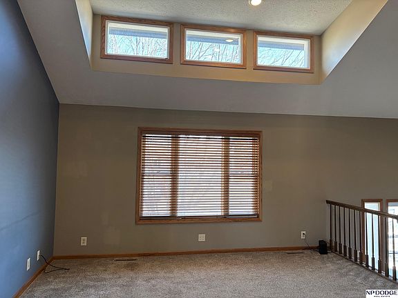 5th image of 604 Laredo Rd