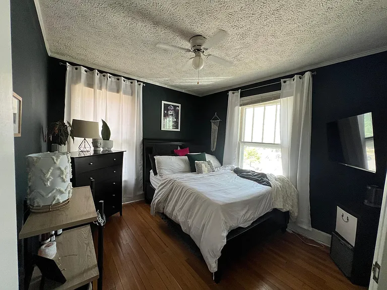 4907 California St #5 — Photo 7