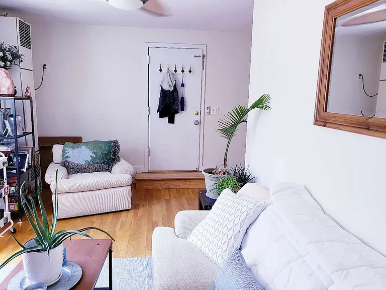 8 Denns Pl #1 — Photo 13