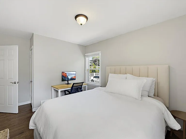 303 Midland Blvd — Photo 24