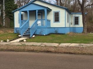 275 West St, Holly Springs, MS 38635