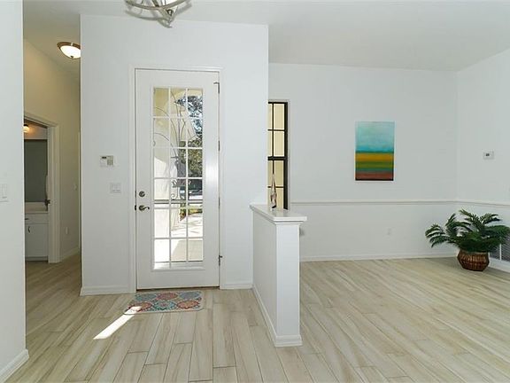 4th image of 15 Arbor Oaks Dr