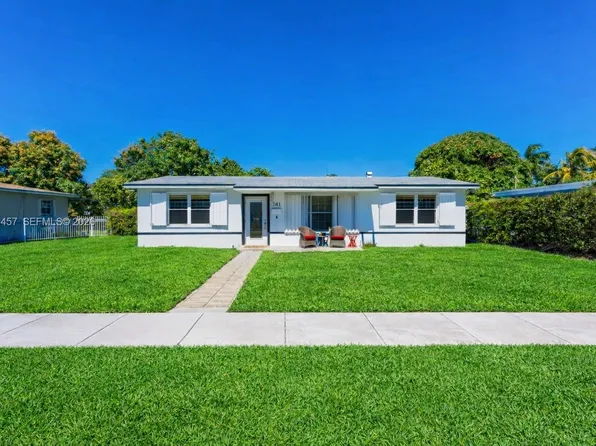 541 NW 193rd St, Miami Gardens, FL 33169