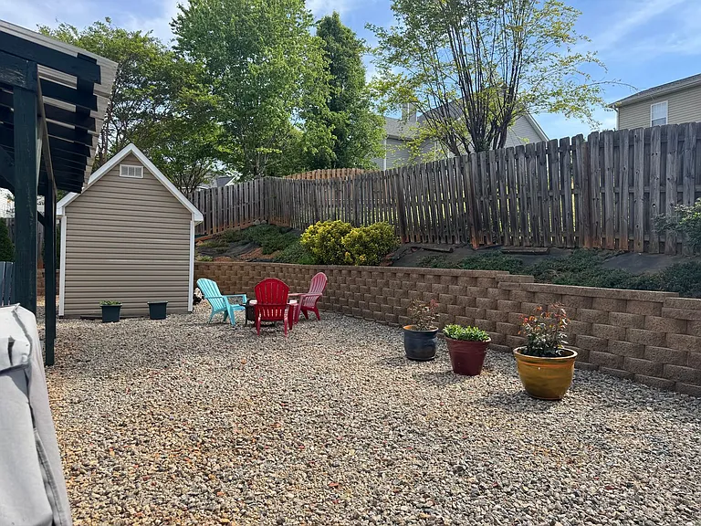 136 Madelia Pl — Photo 34