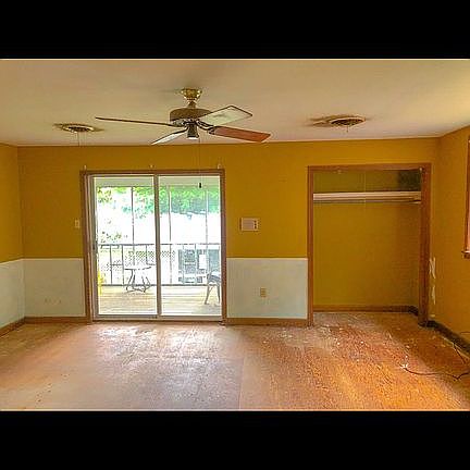 4th image of 321 Camelia Ave