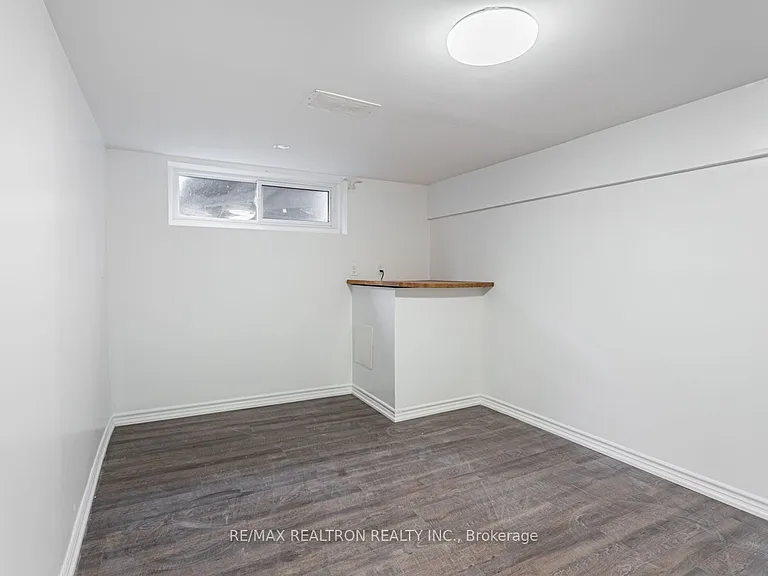 72 B Dunning Ave — Photo 13