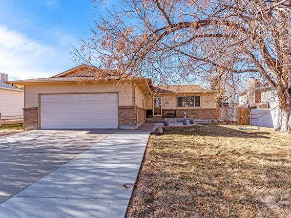 2121 Chatalet Ln, Pueblo, CO 81005