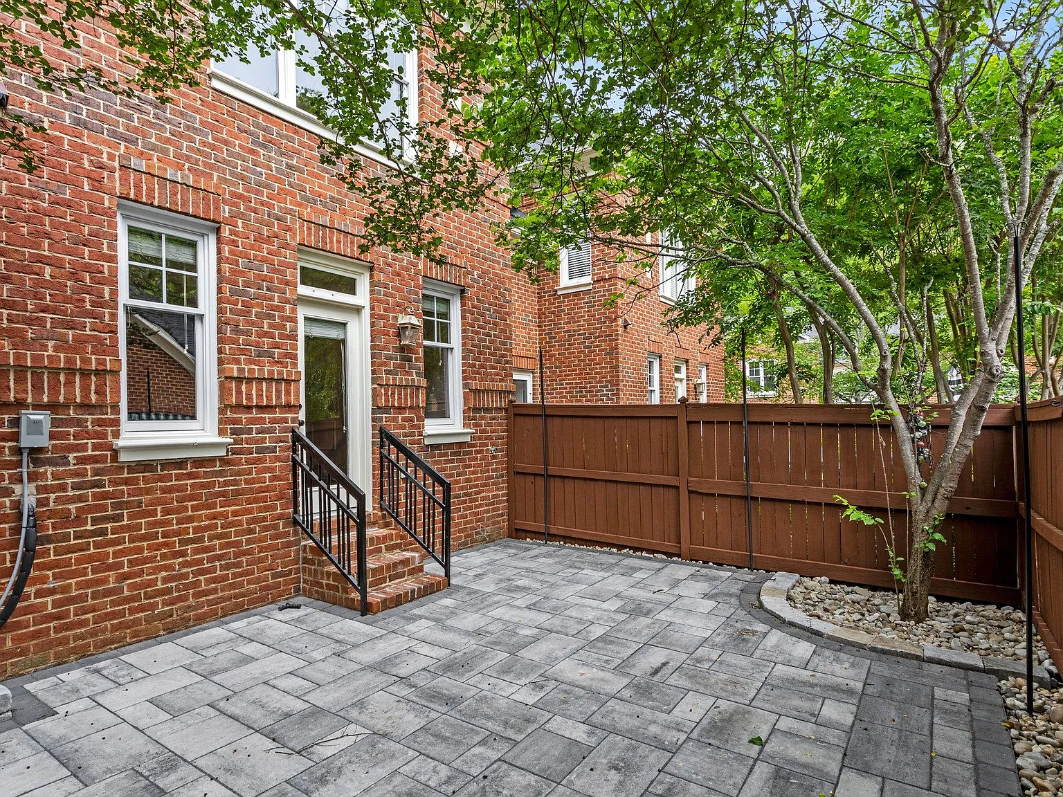 4 bed, 3.5 bath, 2112 sqft, $4,500 — Photo 4