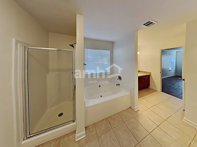 413 Village Way — Photo 10