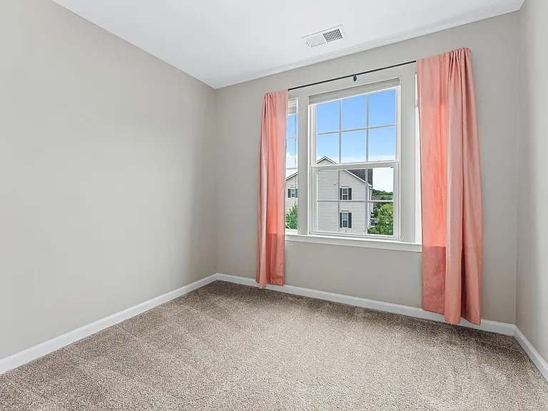 161 Star Dr — Photo 22