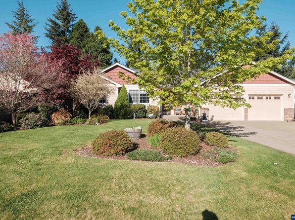 930 27th Ave, Sweet Home, OR 97386