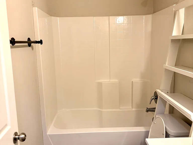 13220 Beekman Dr — Photo 32
