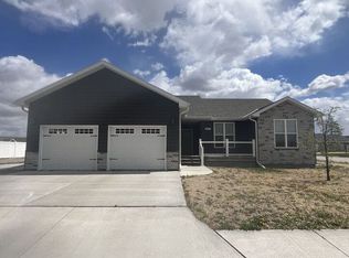1804 B St, Cozad, NE 69130