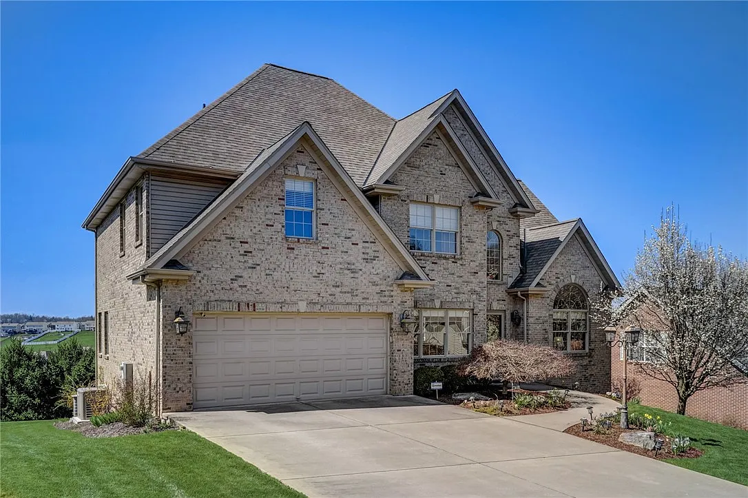 3321 Woodwind Dr photo 1