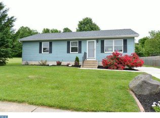 41 Garvey Ln, Newark, DE 19702