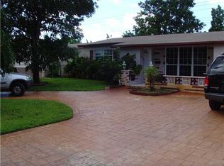 7618 Embassy Blvd, Miramar, FL 33023