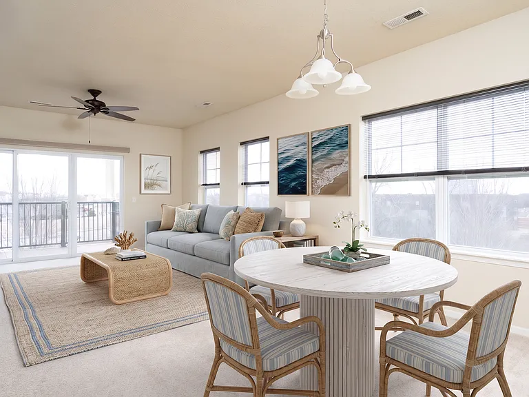 Highland Shores Apartments — Photo 24