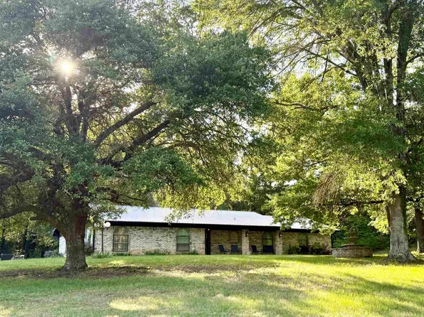 1181 Fm 96, Queen City, TX 75572
