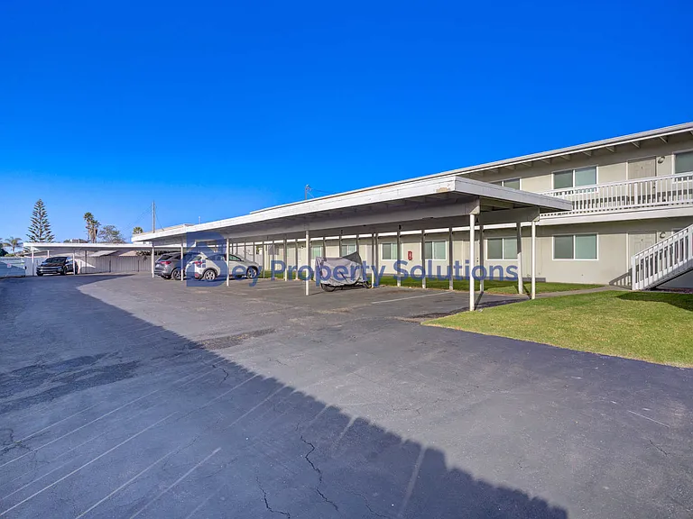 142 S Rena St #H — Photo 2