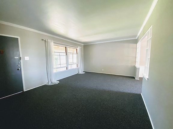 4th image of 1220 E Glenoaks Blvd