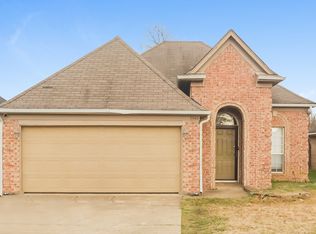 7340 Durango Dr, Horn Lake, MS 38637