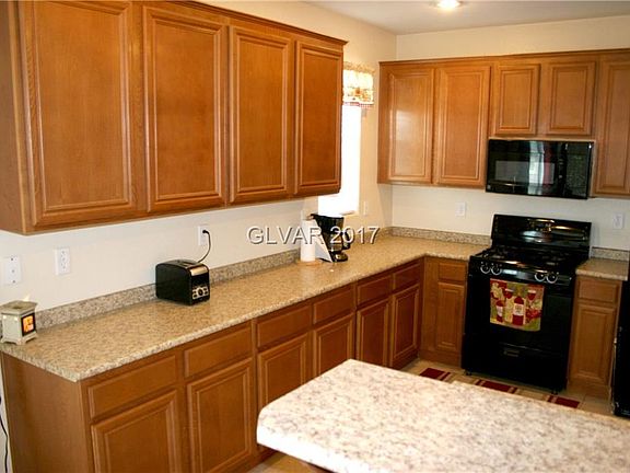 5th image of 10043 Pelham Park Ave