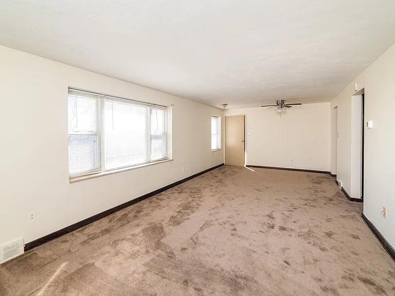 Canyon Place Apartments — Photo 23