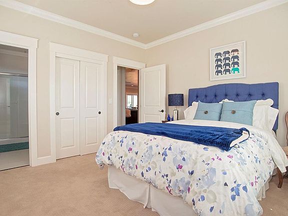 4th image of 407 N De Anjou Ave