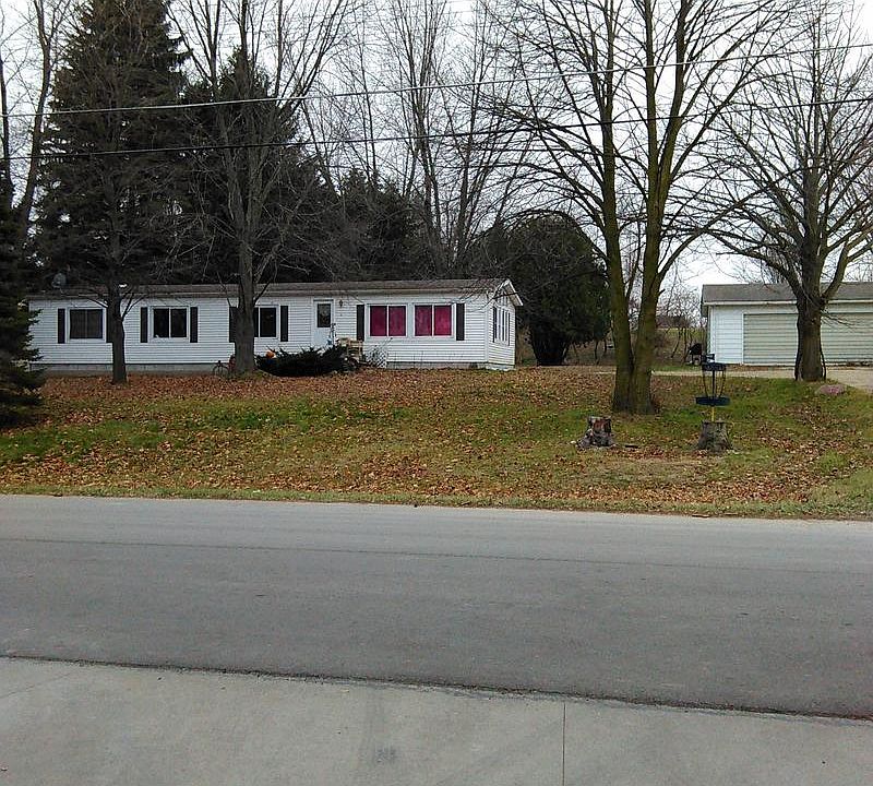 1st image of 456 S Lake St