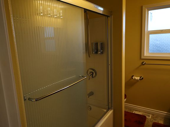 5th image of 20811 102nd Pl SE
