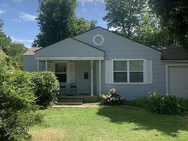 920 W Eufaula St — Photo 1