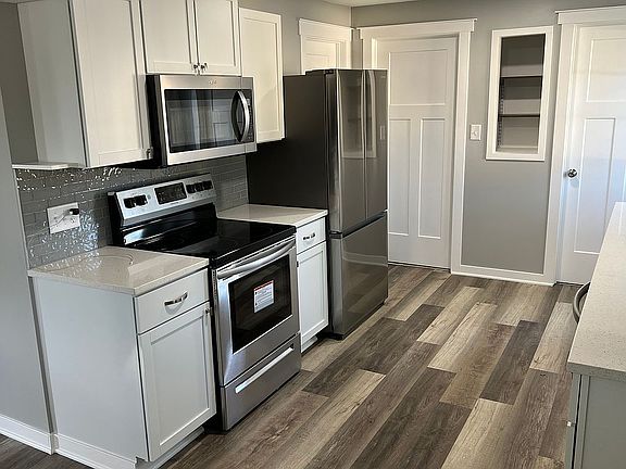 5th image of 501 Newton St