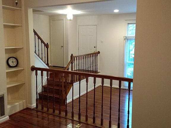 3rd image of 14922 Bradwill Ct