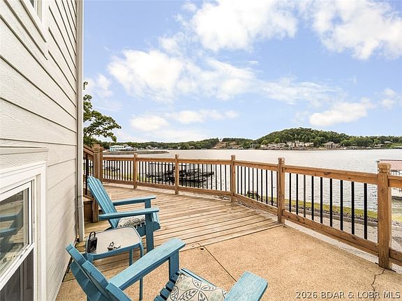 4th image of 10 Pleasure Point Cir