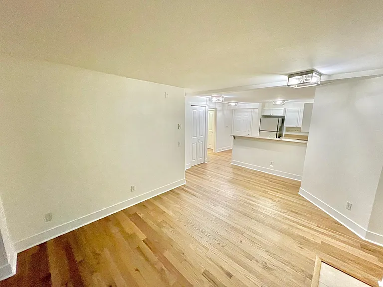 566 Prospect St #109 — Photo 9