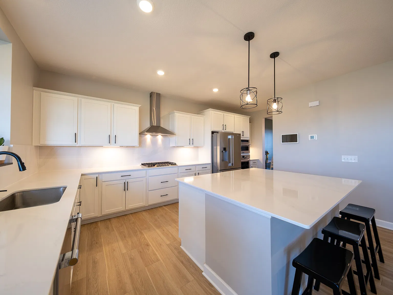 Hinckley Avenue, Lakeville (17904) RS CW1 - 1 — Photo 3