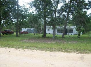 211 Acacia Dr, Interlachen, FL 32148