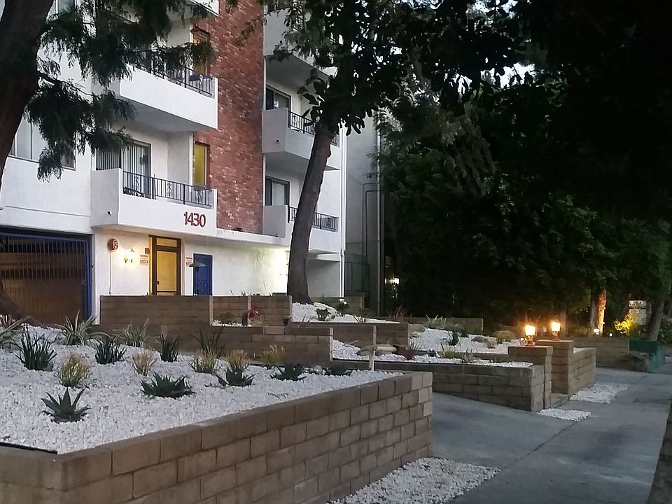 Martel Regency Island Apartments