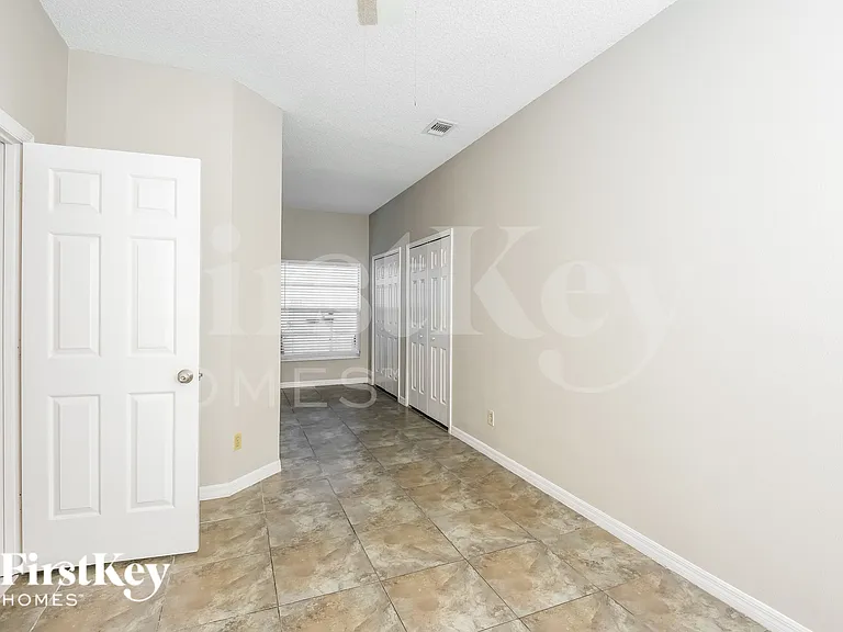 1047 Whittier Cir — Photo 14