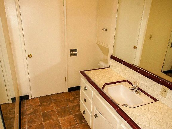 Another View of Guest Bathroom