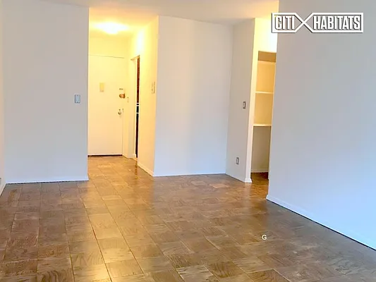 Rented by Corcoran | media 22