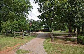 2nd image of 16519 Kasey Dr