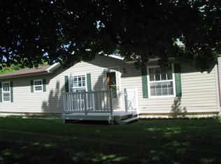 5265 E Colonville Rd, Clare, MI 48617