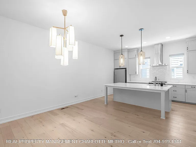 1609 Parkwood Ave — Photo 16