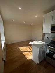 Rented by Hudson Exclusive