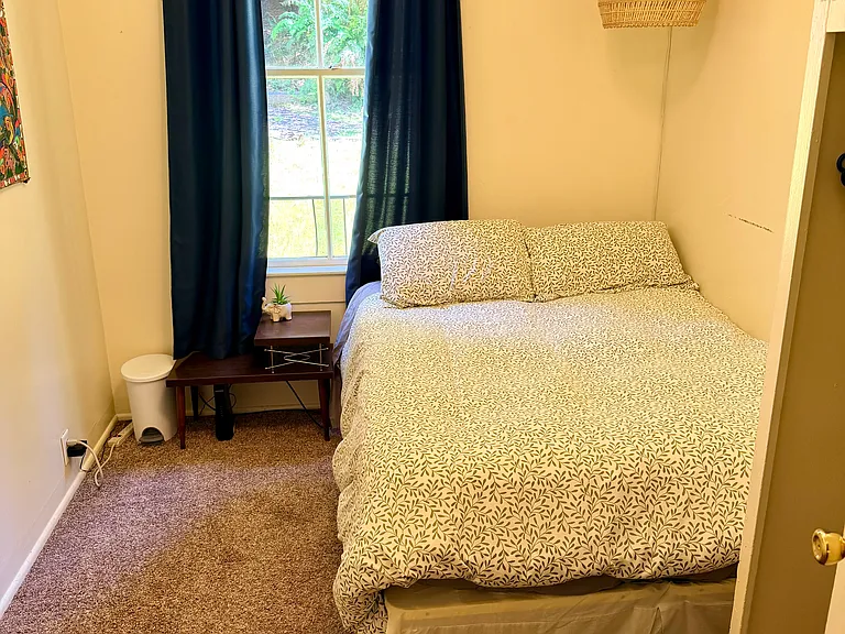 Bedroom #2 with double bed