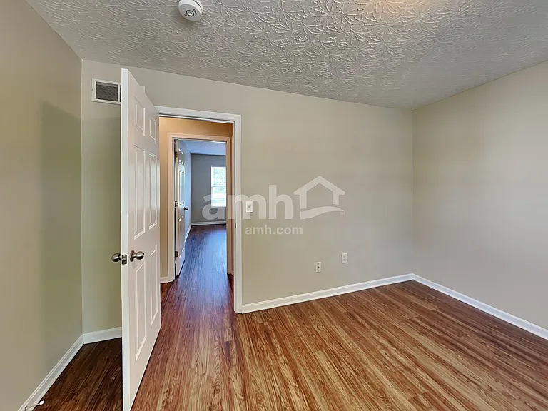 1166 Linford Cir — Photo 16