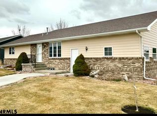 700 Westwood Dr, Gering, NE 69341