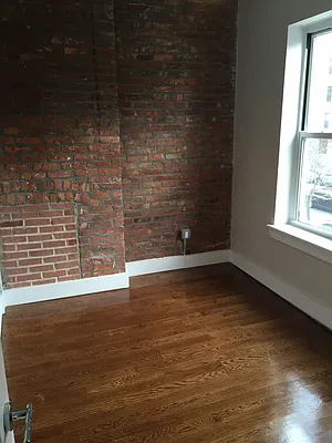 Rented by Evergreen Apartments BK | media 15