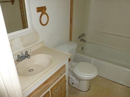 4th image of 102 Clarence Dr